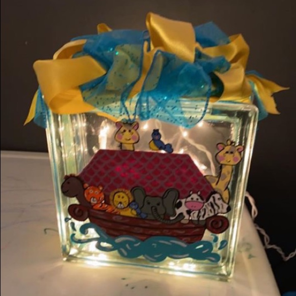 Hand painted Noah’a Arc night light